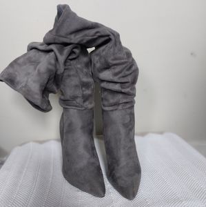 Women grey slouch boot